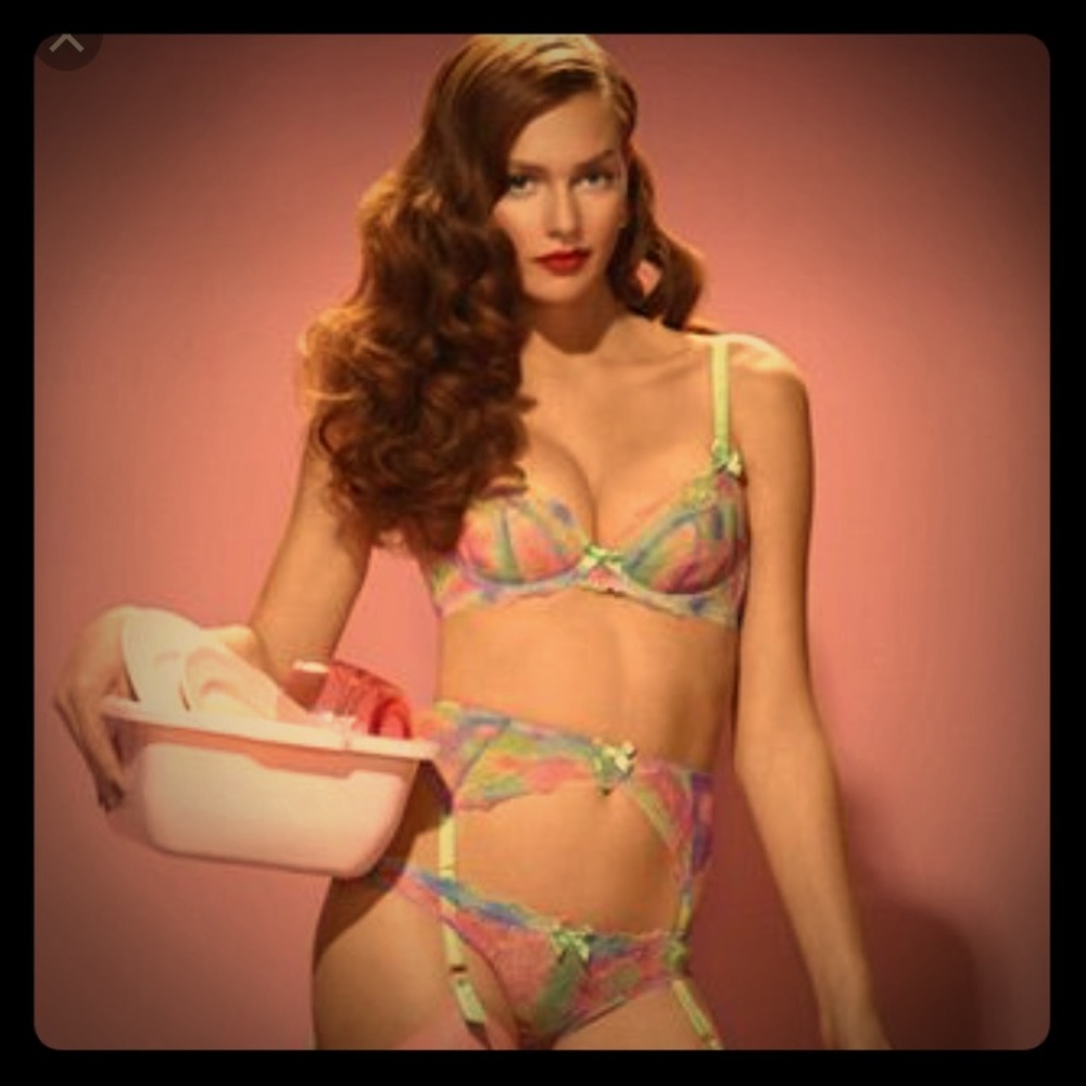Beautiful bra and pantie/ thong set